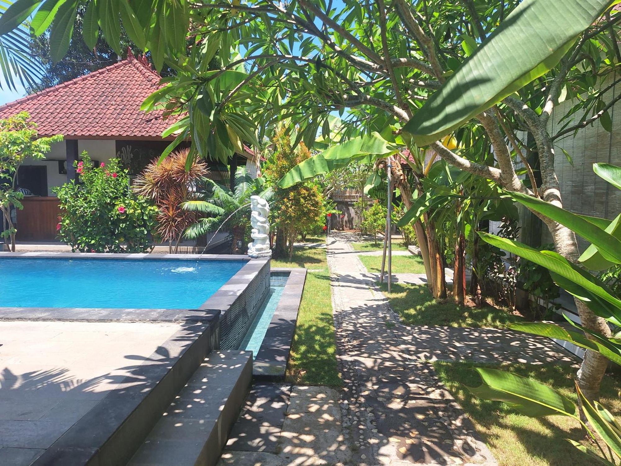 Apartamento D'Waktu In House Lembongan Exterior foto